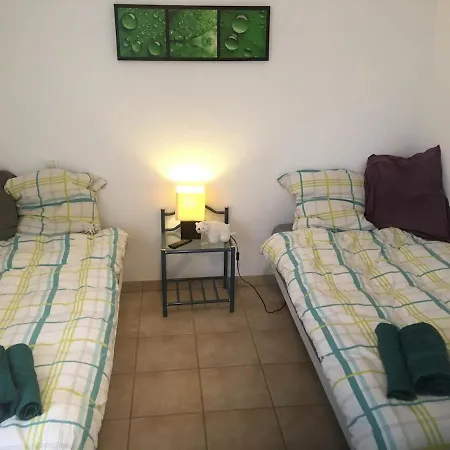 Maison Au Bord De L'eau Villa *